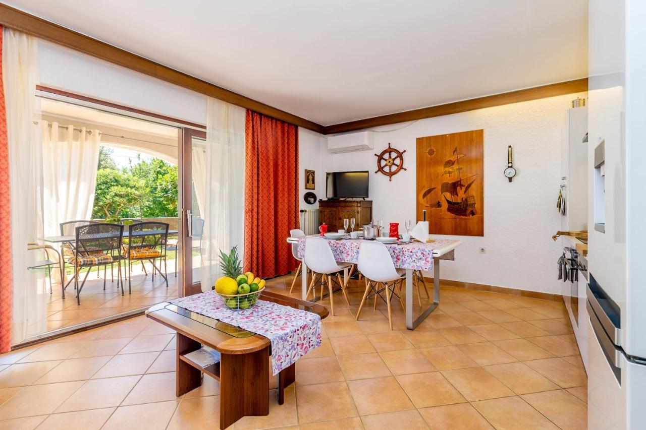Balić - Pinezići, Krk Pinezići
