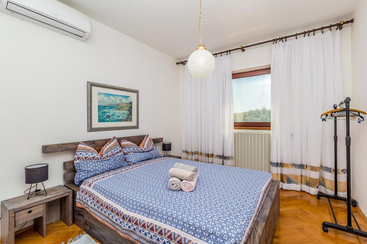 Balić - Pinezići, Krk Apartment *