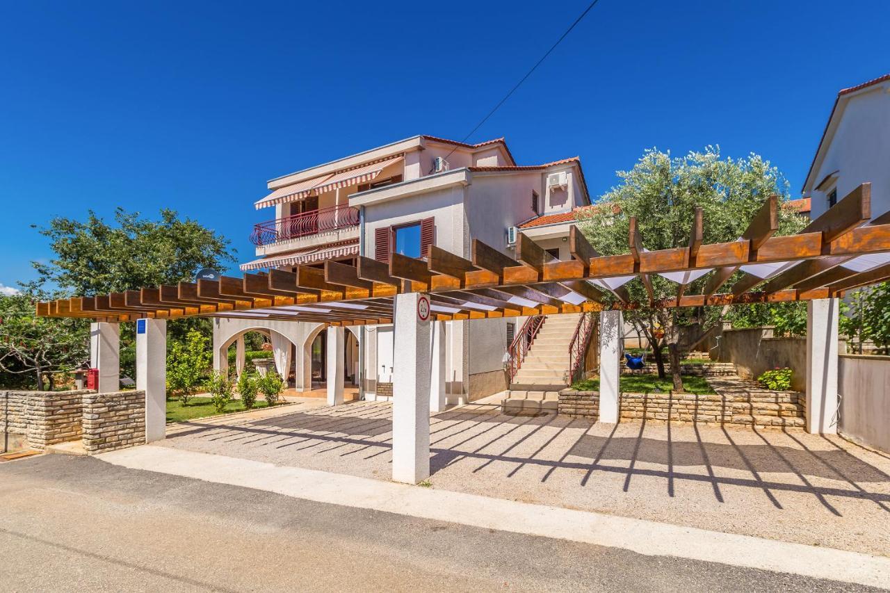 Balic - Pinezici, Krk Appartamento Pinezići